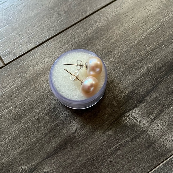 Pearl earrings - Picture 1 of 6